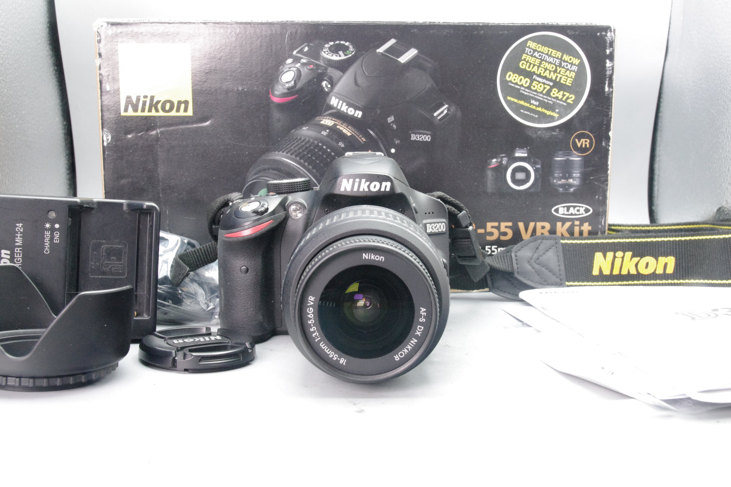 Nikon D3200 DSLR with 18-55mm VR G Lens 24MP Boxed Kit - S/C 7865 EXC