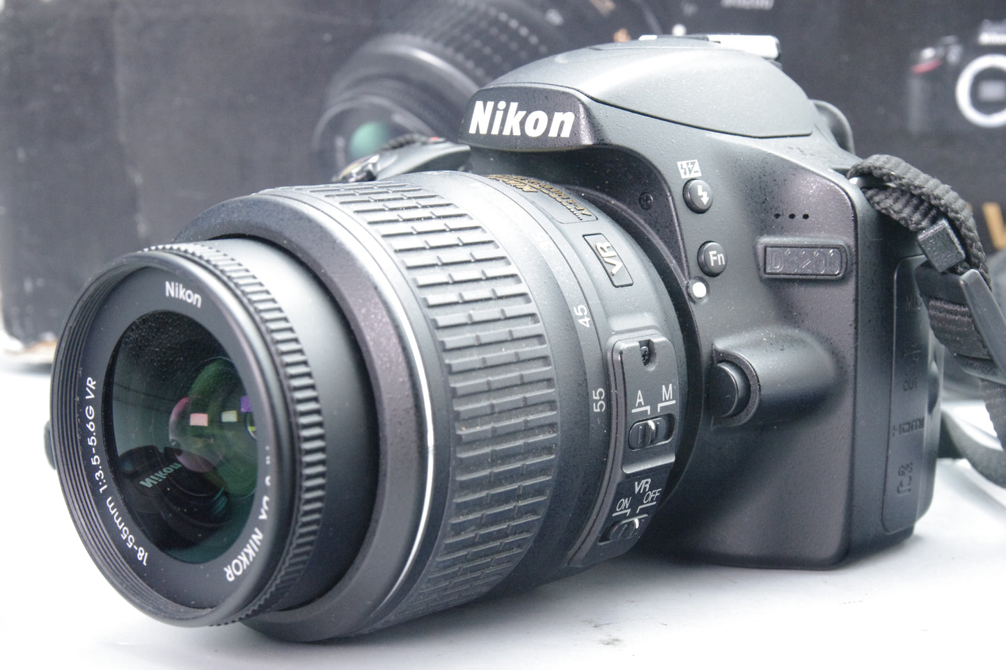 Nikon D3200 DSLR with 18-55mm VR G Lens 24MP Boxed Kit - S/C 7865 EXC