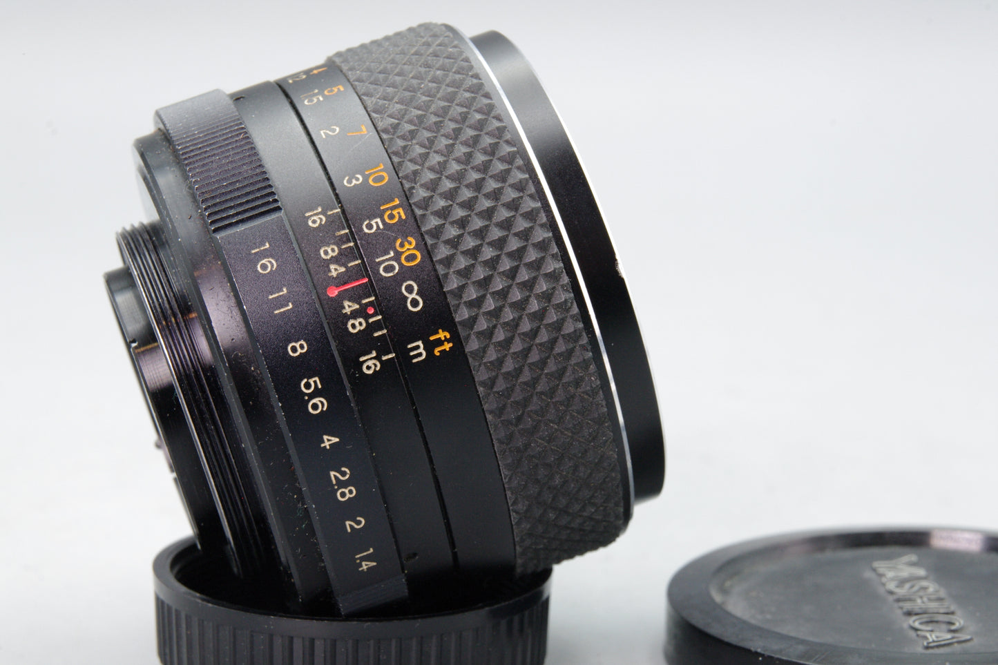 Yashica Yashinon DS‑M 50mm f/1.4 Lens – M42 Mount – Very Good Condition