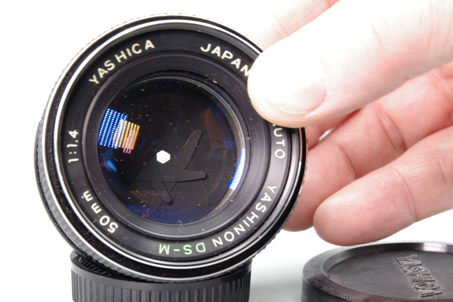 Yashica Yashinon DS‑M 50mm f/1.4 Lens – M42 Mount – Very Good Condition