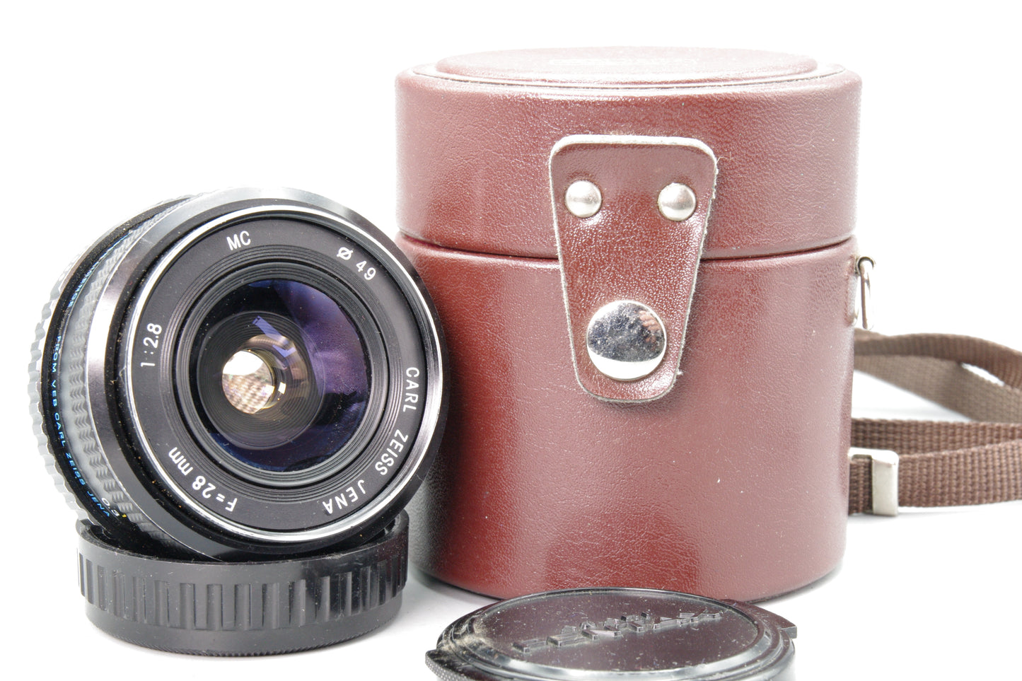 Carl Zeiss Jena 28mm f/2.8 MC Lens – Pentax K Mount with Case – Excellent