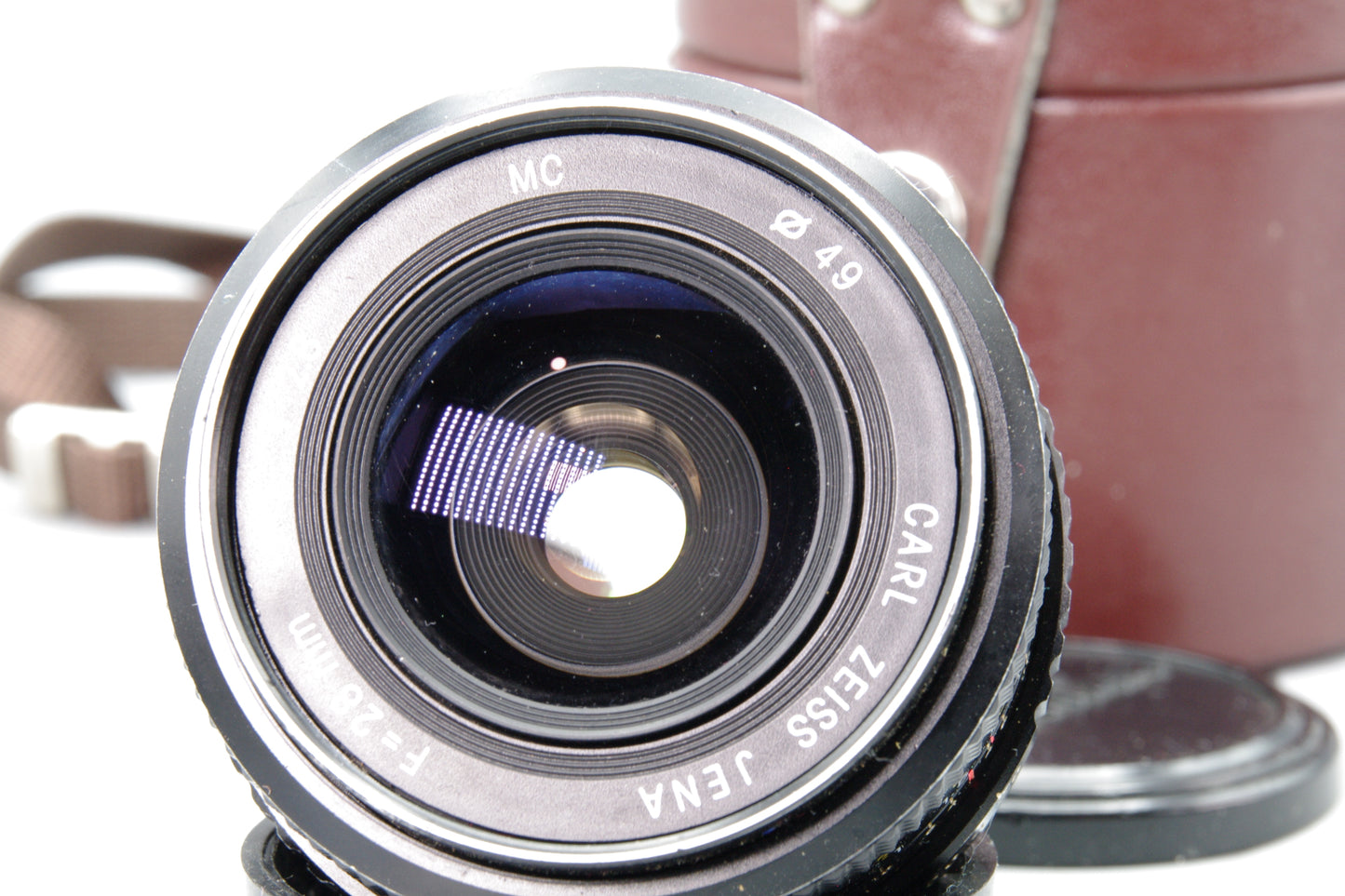 Carl Zeiss Jena 28mm f/2.8 MC Lens – Pentax K Mount with Case – Excellent