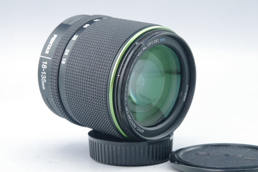 Pentax SMC DA 18–135mm f/3.5–5.6 ED AL (IF) DC WR Lens – Excellent Condition