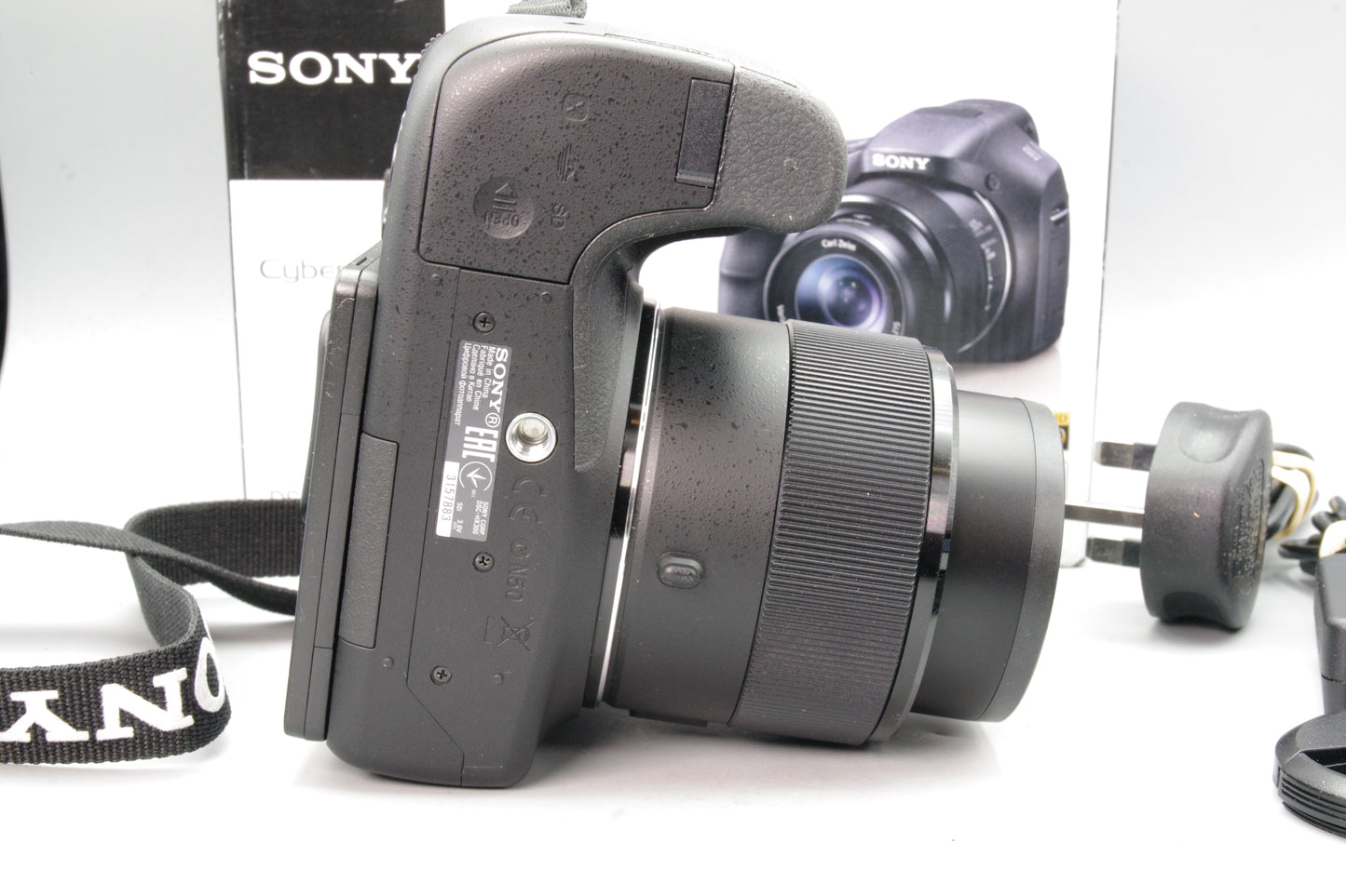 Sony Cyber‑shot DSC‑HX300 Bridge Camera – Mint, Boxed, Virtually Unused