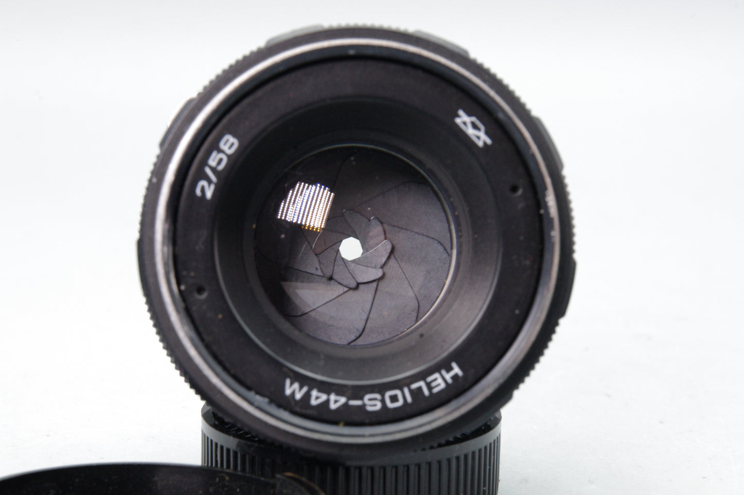 Helios-44M 58mm f/2 M42 Lens – Swirly Bokeh – Biotar Clone – Vintage USSR