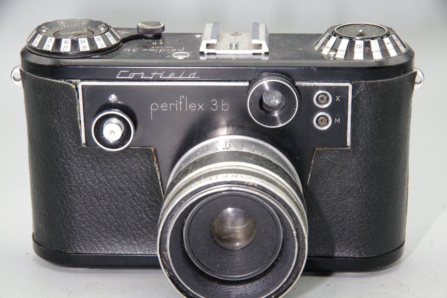 Corfield Periflex 3b 35mm Camera + Lumax 45mm F/3.5 Lens