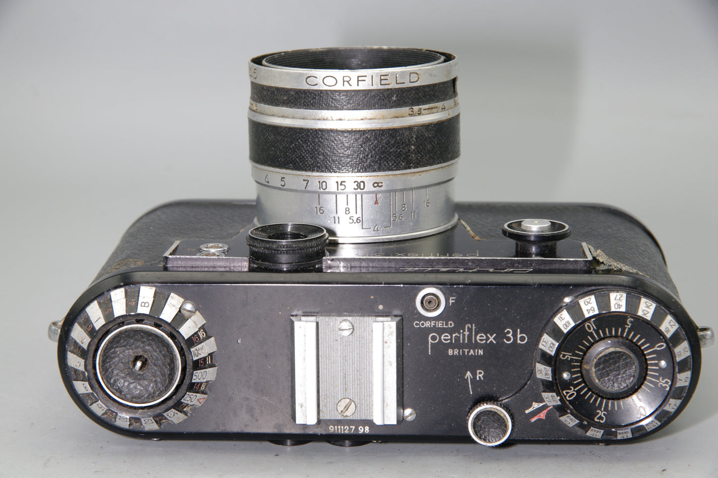 Corfield Periflex 3b 35mm Camera + Lumax 45mm F/3.5 Lens