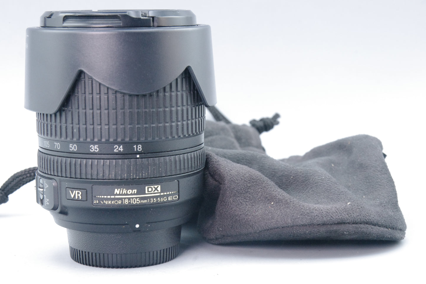 Nikon AF‑S DX 18–105mm f/3.5–5.6G ED VR  Lens – Excellent Condition