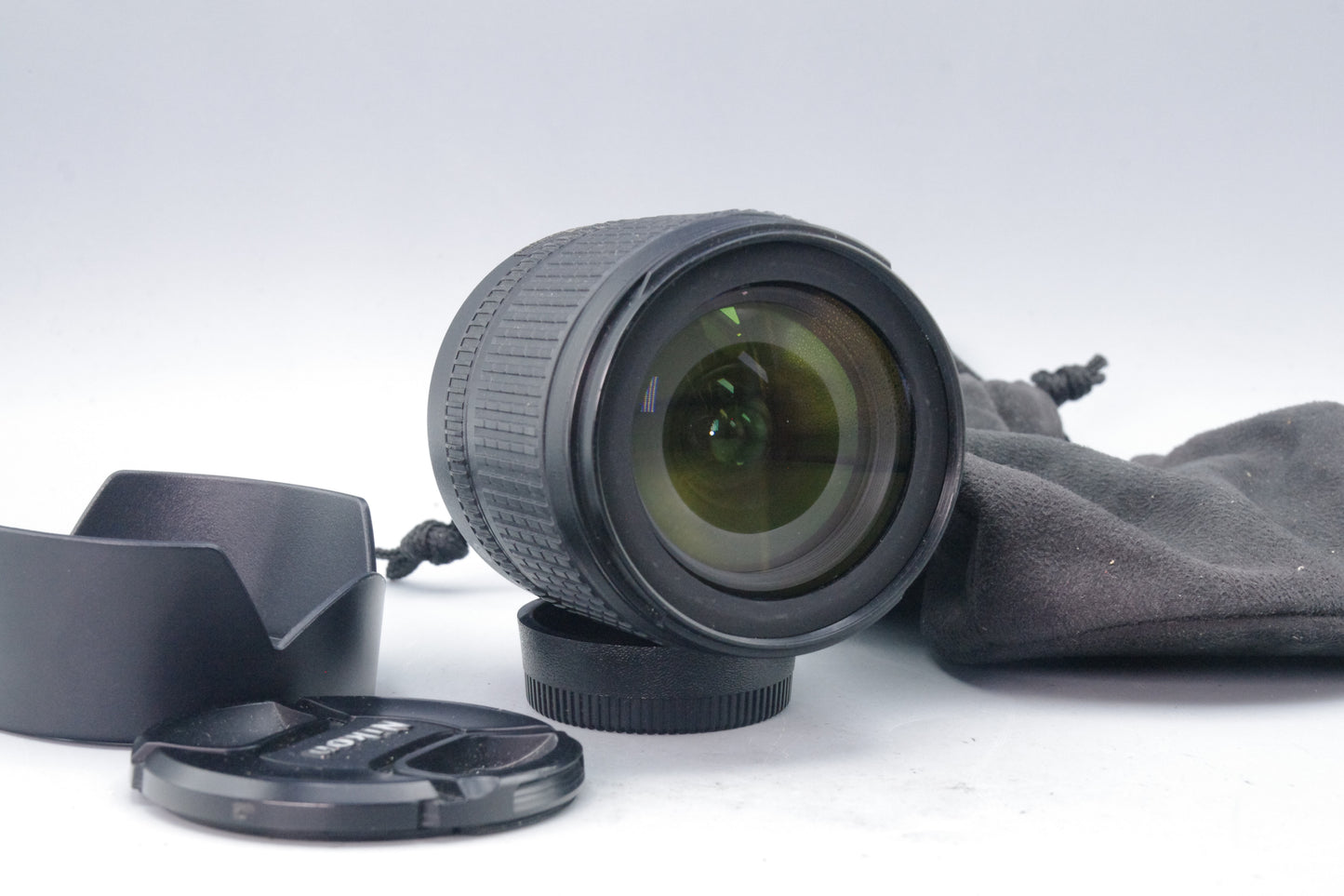 Nikon AF‑S DX 18–105mm f/3.5–5.6G ED VR  Lens – Excellent Condition