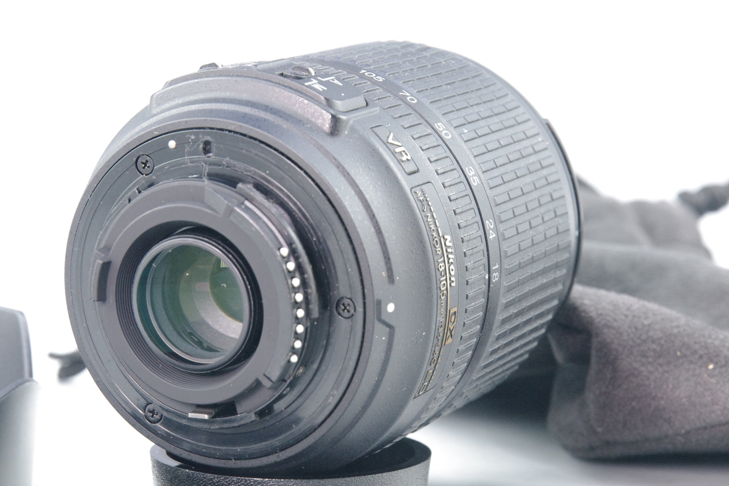 Nikon AF‑S DX 18–105mm f/3.5–5.6G ED VR  Lens – Excellent Condition