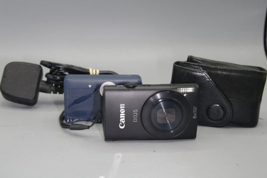 Canon IXUS 230HS 12.1MP Digital Camera with case and charger - Excellent
