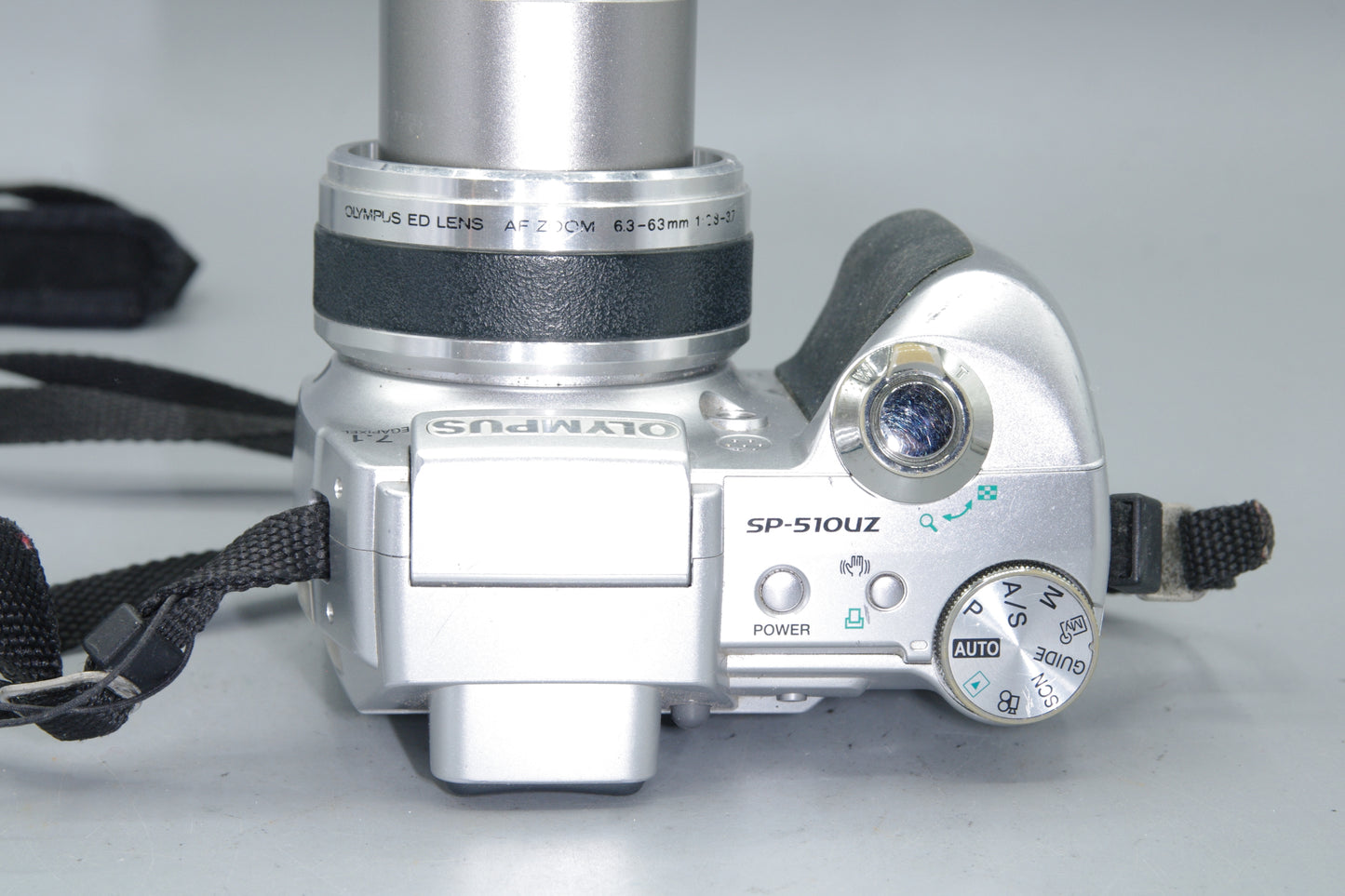 Olympus SP-510UZ 7.1MP 10X Zoom Digital Bridge Camera (AA Batteries)