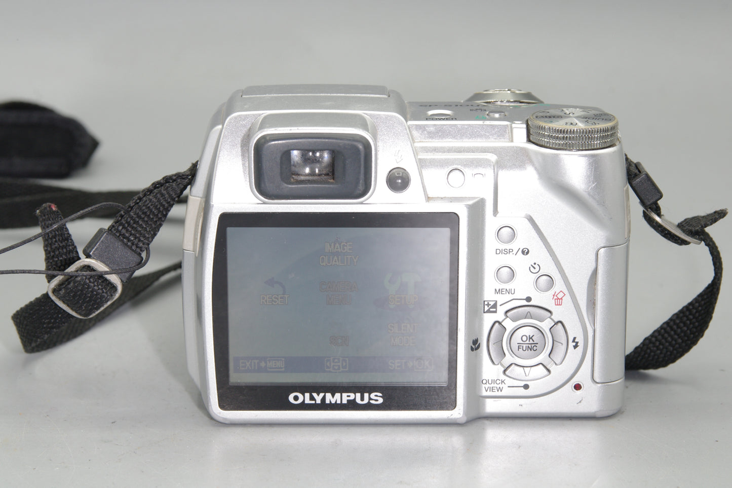 Olympus SP-510UZ 7.1MP 10X Zoom Digital Bridge Camera (AA Batteries)