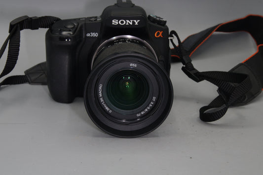 Sony Alpha A350 14.2MP DSLR  with 18-70mm Lens - Excellent Conditon
