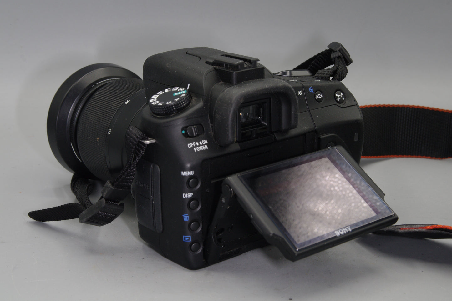Sony Alpha A350 14.2MP DSLR  with 18-70mm Lens - Excellent Conditon