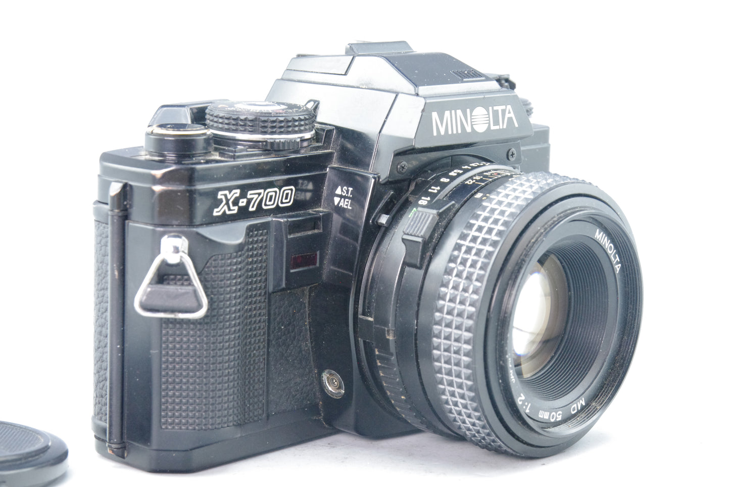 Minolta X‑700 35mm SLR + 50mm f/2 Lens – Black – Batteries – Excellent + MF Back