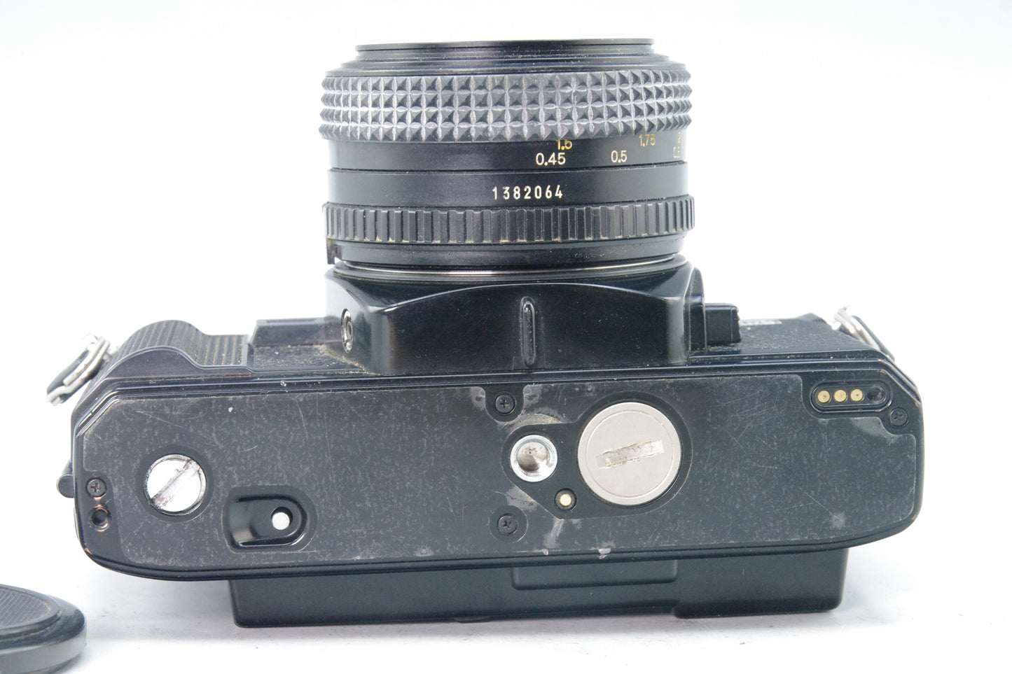 Minolta X‑700 35mm SLR + 50mm f/2 Lens – Black – Batteries – Excellent + MF Back
