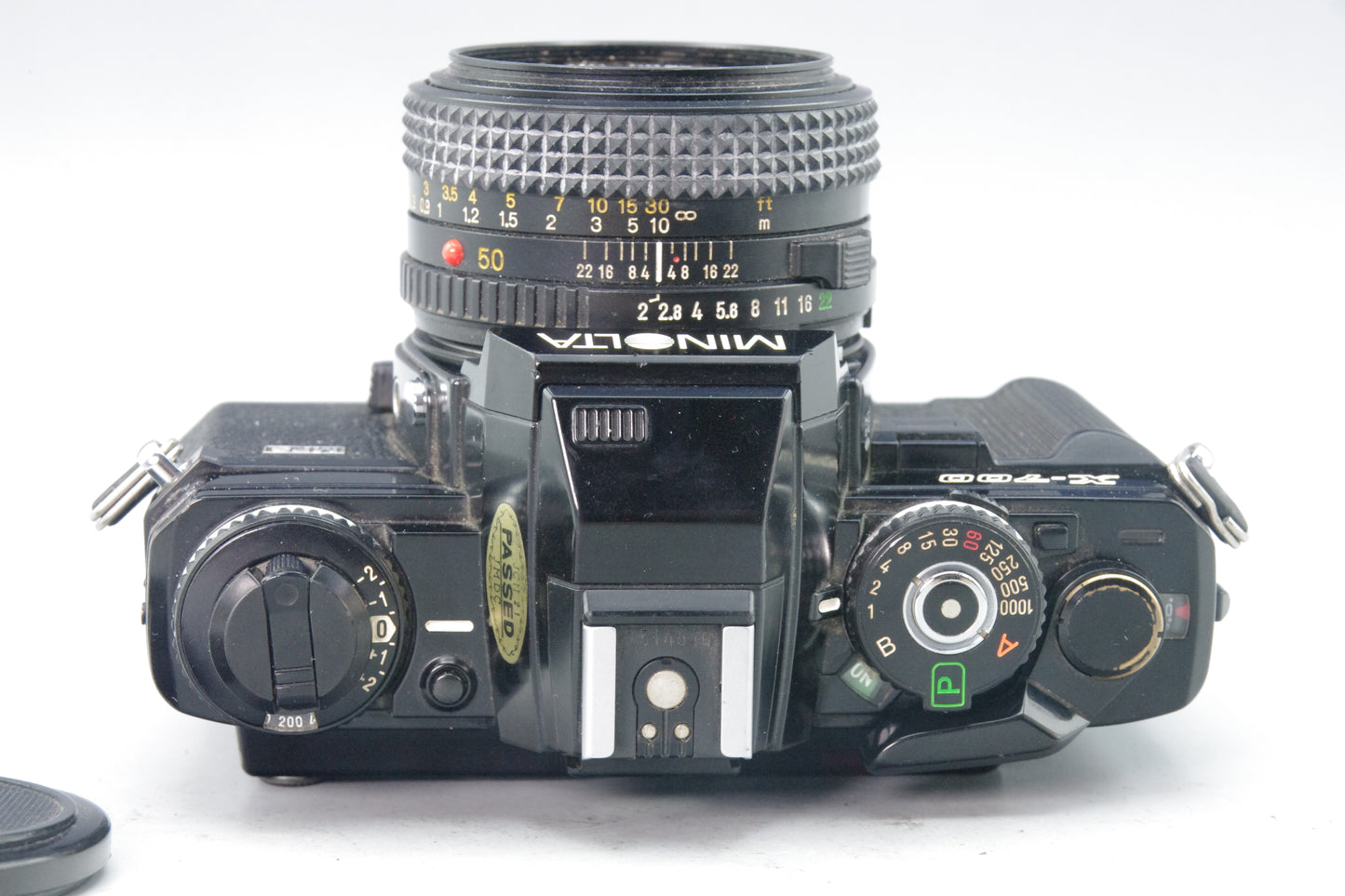 Minolta X‑700 35mm SLR + 50mm f/2 Lens – Black – Batteries – Excellent + MF Back