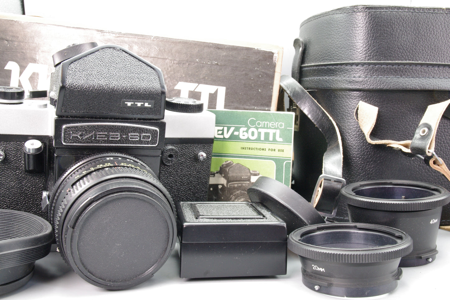 Kiev 60 Medium Format SLR + Volna‑3 80mm f/2.8 – TTL, WLF, Tubes, Case, Box
