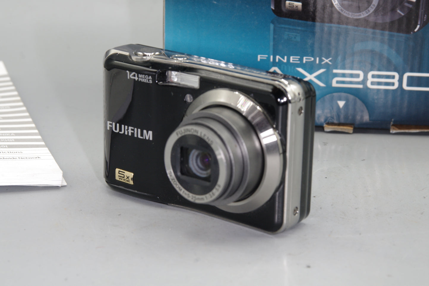 Fujifilm FinePix AX280 14MP 5X Digital Camera - AA - Boxed - Excellent