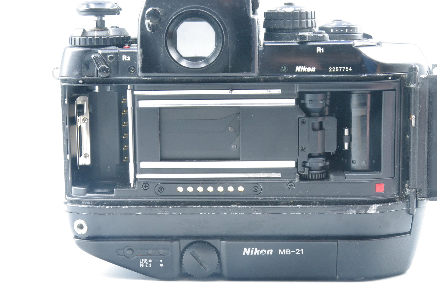 Nikon F4 35mm SLR Film Camera – AF with MB-21 Grip & MF-23 Data Back