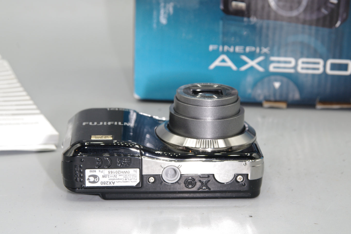 Fujifilm FinePix AX280 14MP 5X Digital Camera - AA - Boxed - Excellent