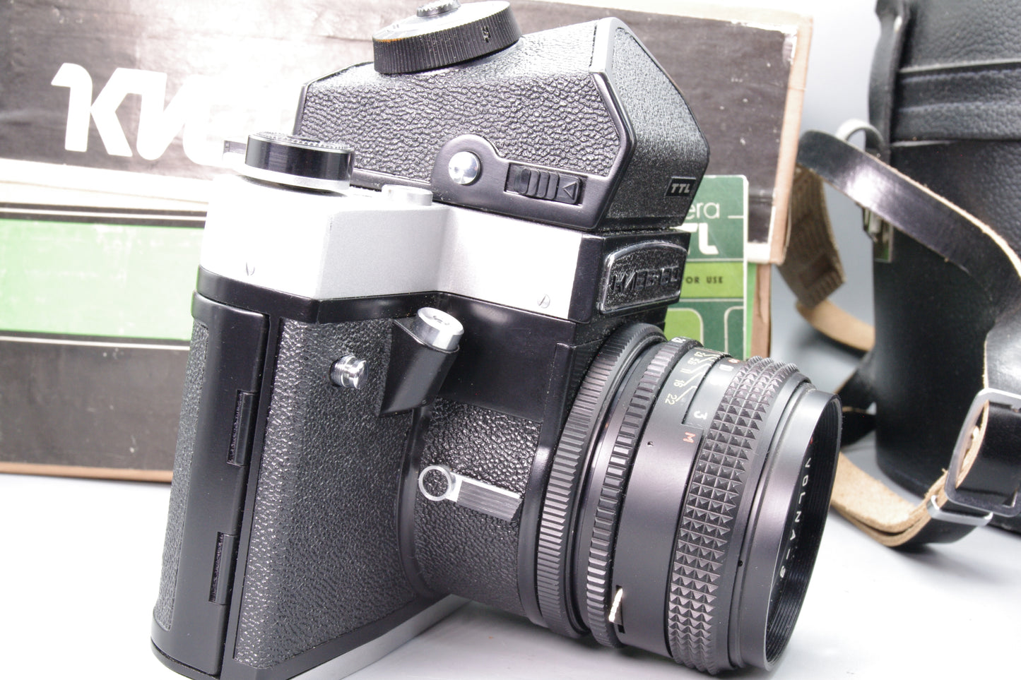 Kiev 60 Medium Format SLR + Volna‑3 80mm f/2.8 – TTL, WLF, Tubes, Case, Box