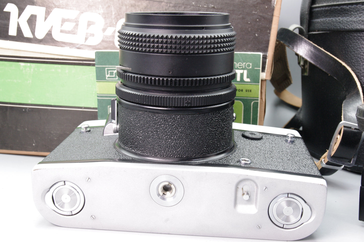 Kiev 60 Medium Format SLR + Volna‑3 80mm f/2.8 – TTL, WLF, Tubes, Case, Box