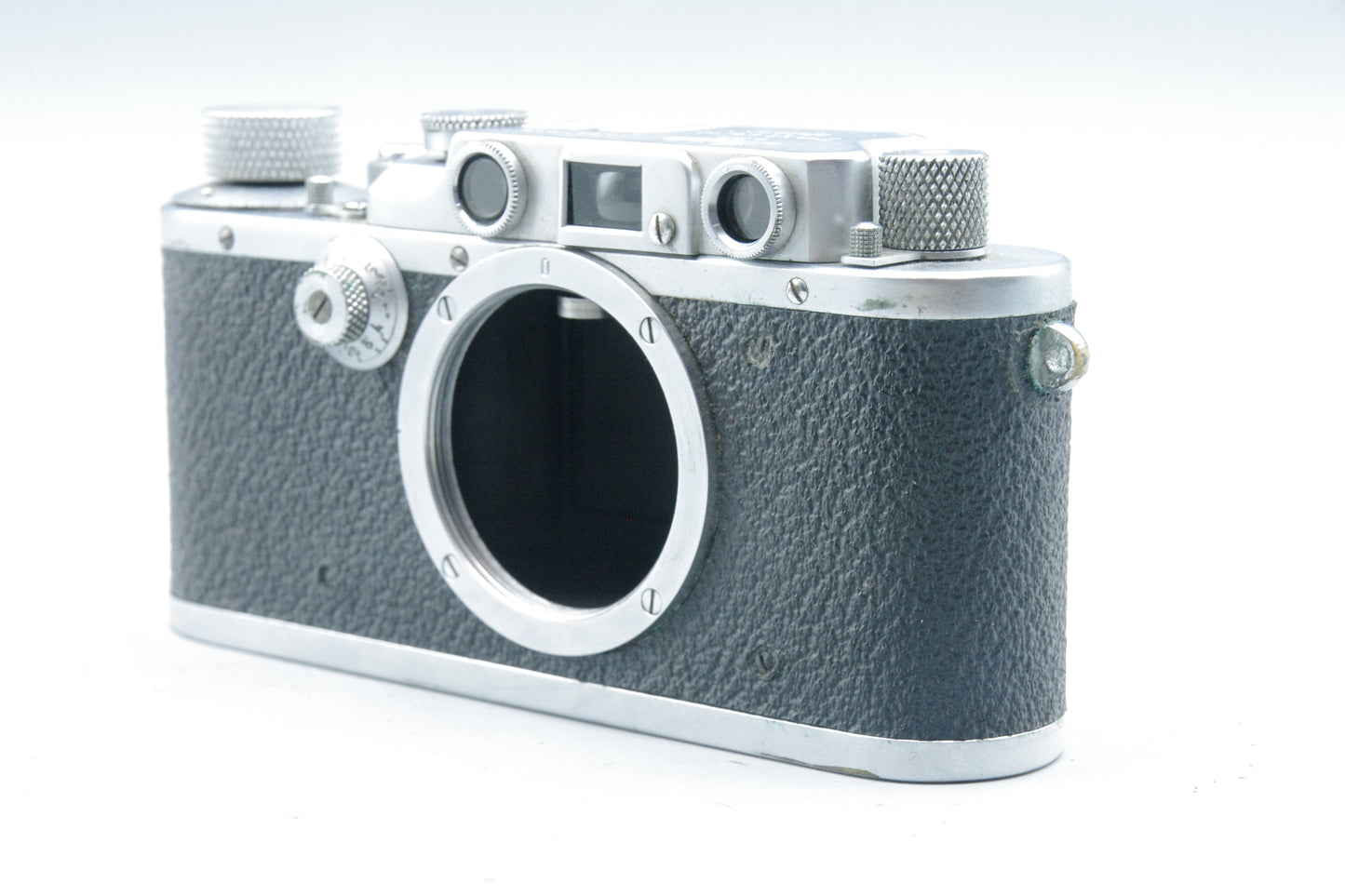 Leica IIIb 35mm Rangefinder 1939 – Serial 317688 – Very Good Working Condition