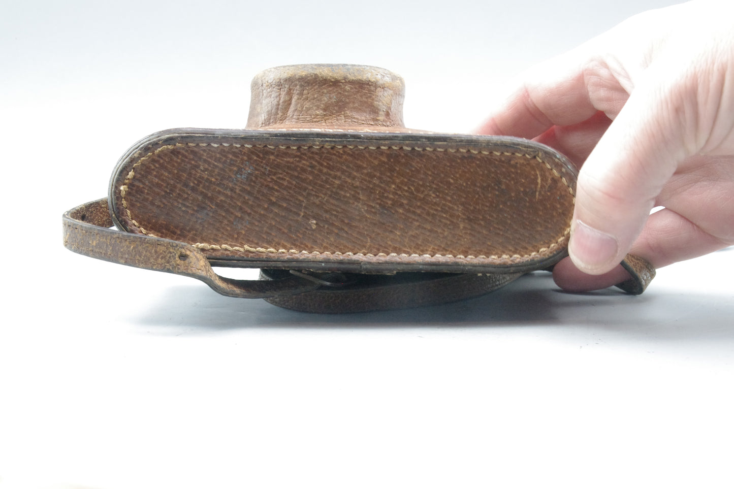 Leica III (smaller bodies) Brown Leather Camera Case – Vintage  Genuine
