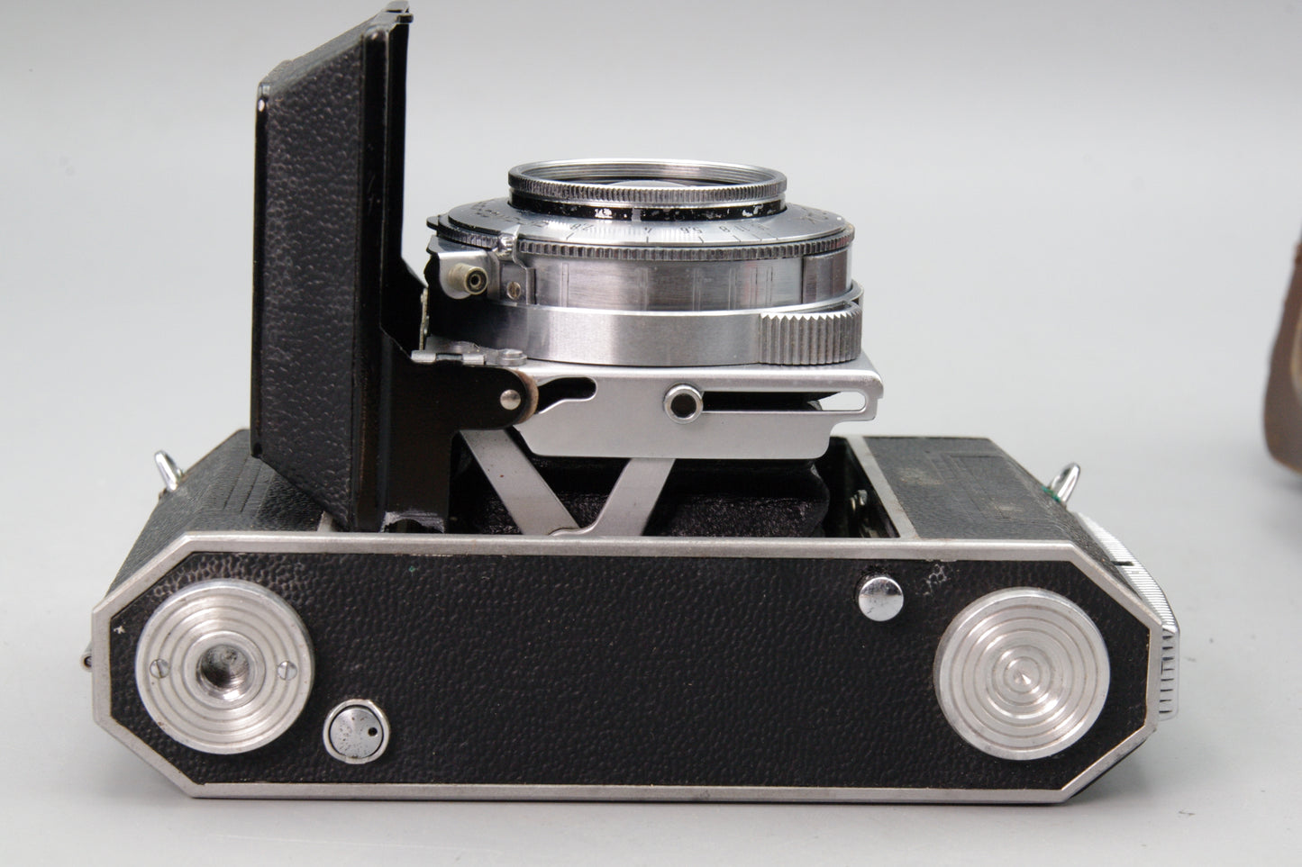 Kodak Retina Ia Folding Camera with Xenar 50mm f/2.8 Lens – With Case – VGC