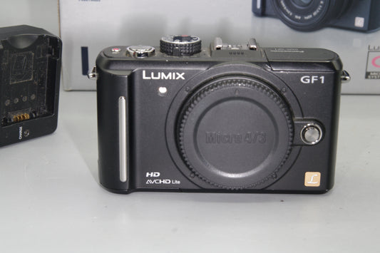 Panasonic Lumix DMC-GF1  12.1MP M4/3 Mirrorless Digital Camera S/C 1408