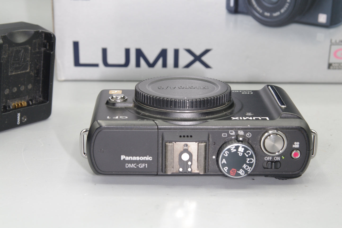 Panasonic Lumix DMC-GF1  12.1MP M4/3 Mirrorless Digital Camera S/C 1408