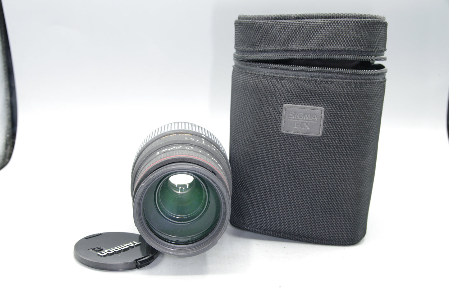 Sigma 70–300mm f/4–5.6 APO DG Macro Lens – Canon EF Mount, Caps Included, VGC