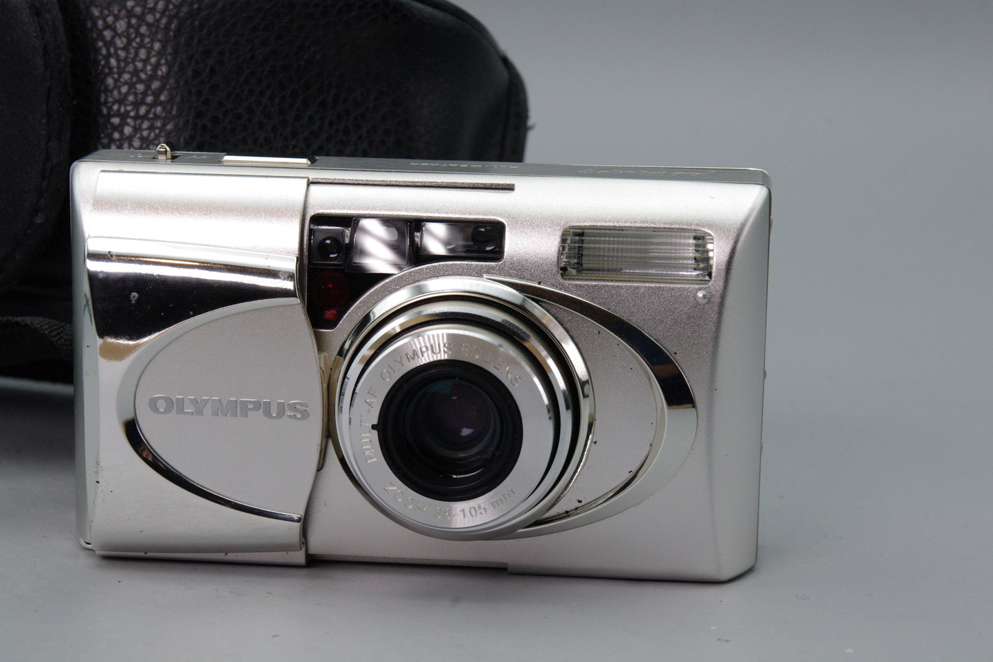 Olympus mju V 35mm Film Camera – Weatherproof –Excellent – With Case