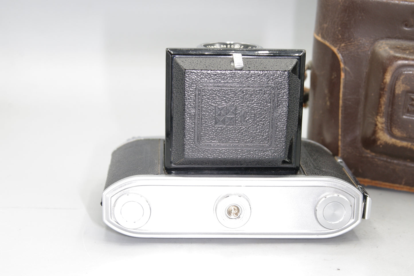 Very Rare Takane Sisley 3A Folding Rangefinder Camera with 75mm F/3.5 Lens and Case