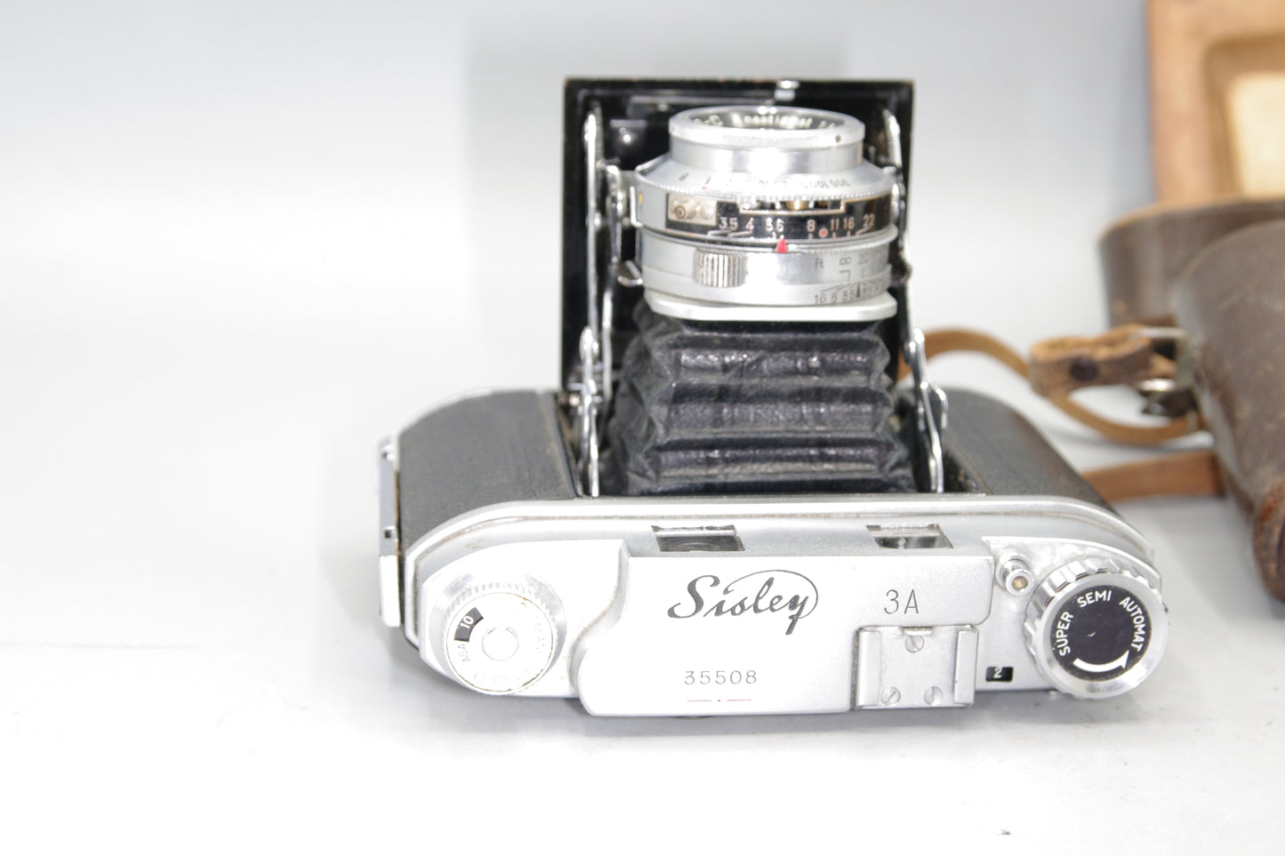 Very Rare Takane Sisley 3A Folding Rangefinder Camera with 75mm F/3.5 Lens and Case