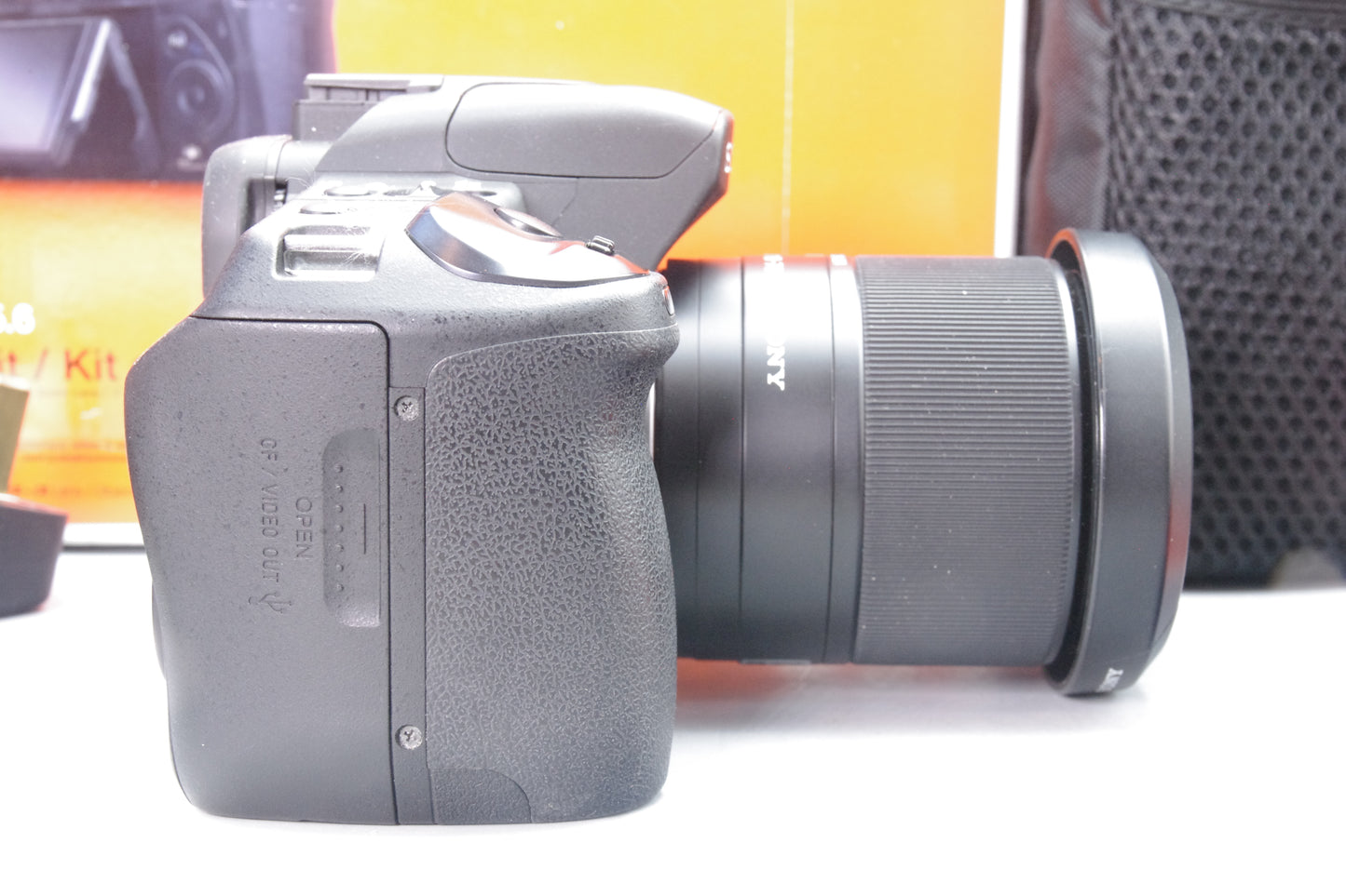 Sony Alpha A350 14.2MP DSLR with 18–70mm Lens – Boxed – Case, Charger, Hood