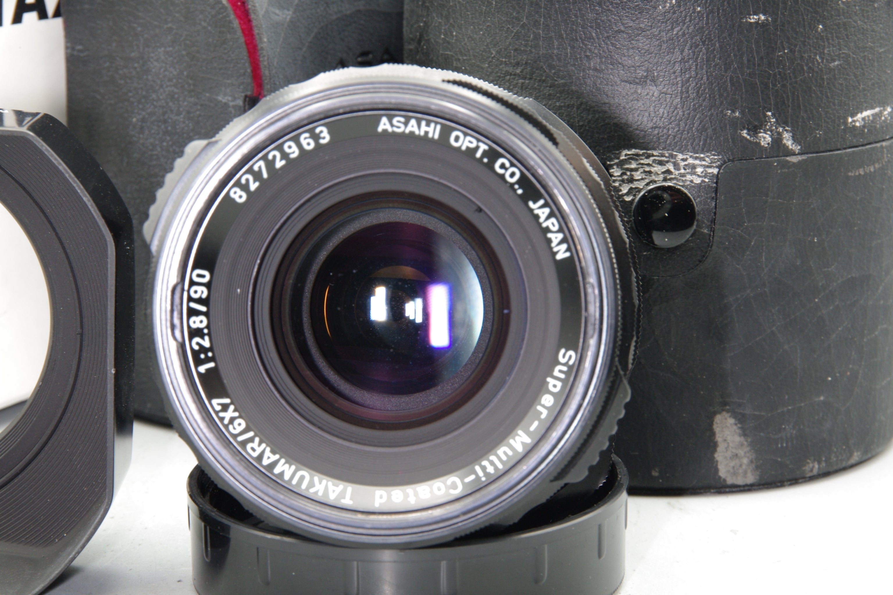 Asahi Pentax Super-Multi-Coated Takumar 6x7 90mm F/2.8 Lens with