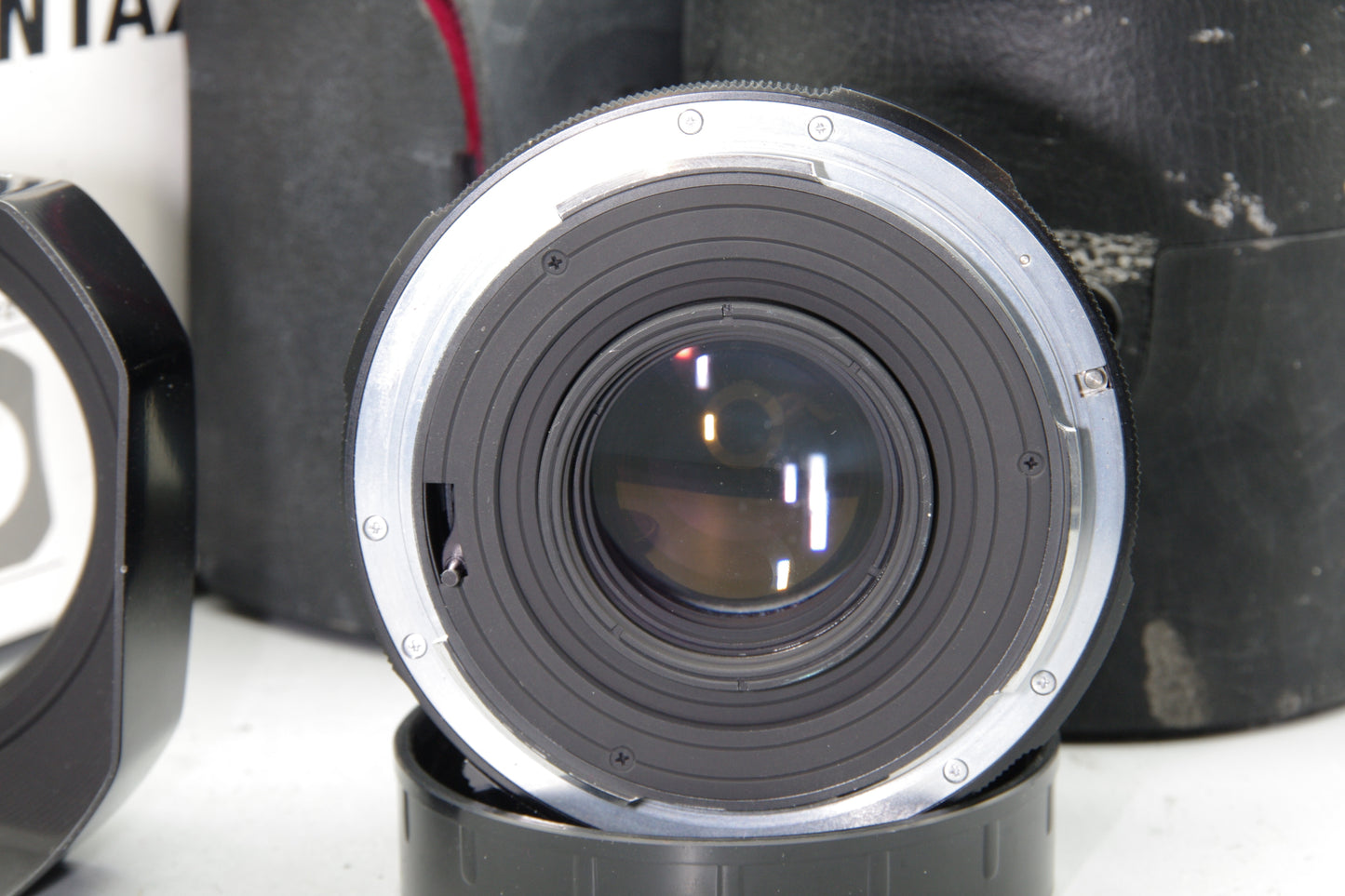 Asahi Pentax Super-Multi-Coated Takumar 6x7 90mm F/2.8 Lens with Hood