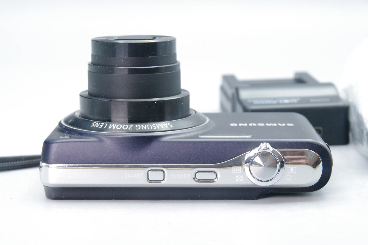 Samsung PL201 14MP Compact Digital Camera – Tested – USB Charger – Very Good