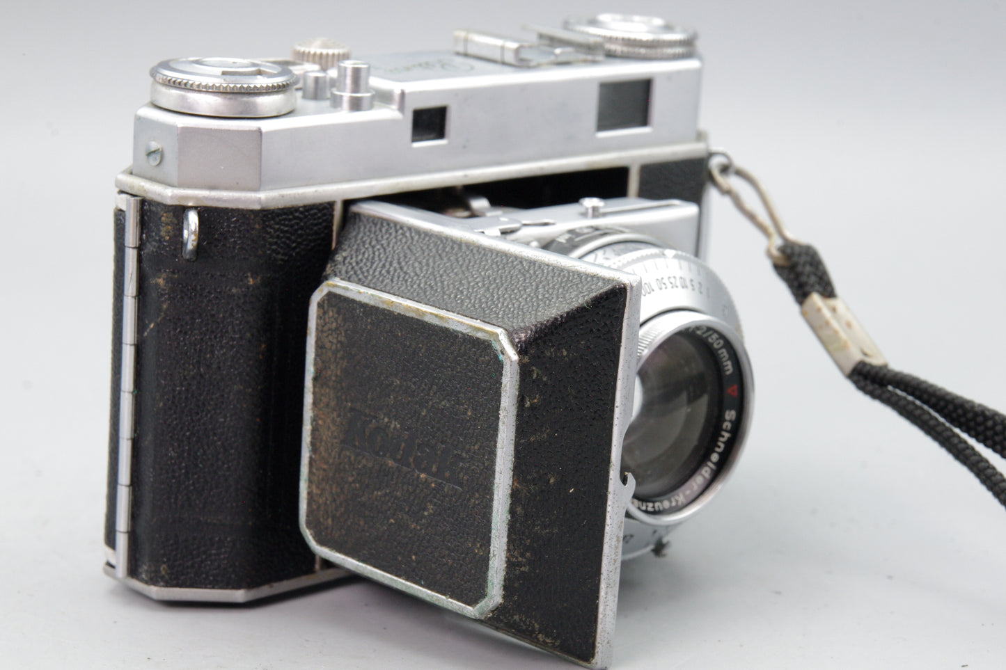 Kodak Retina IIa Folding Rangefinder Camera Xenar 50mm f/2 Lens – With Case