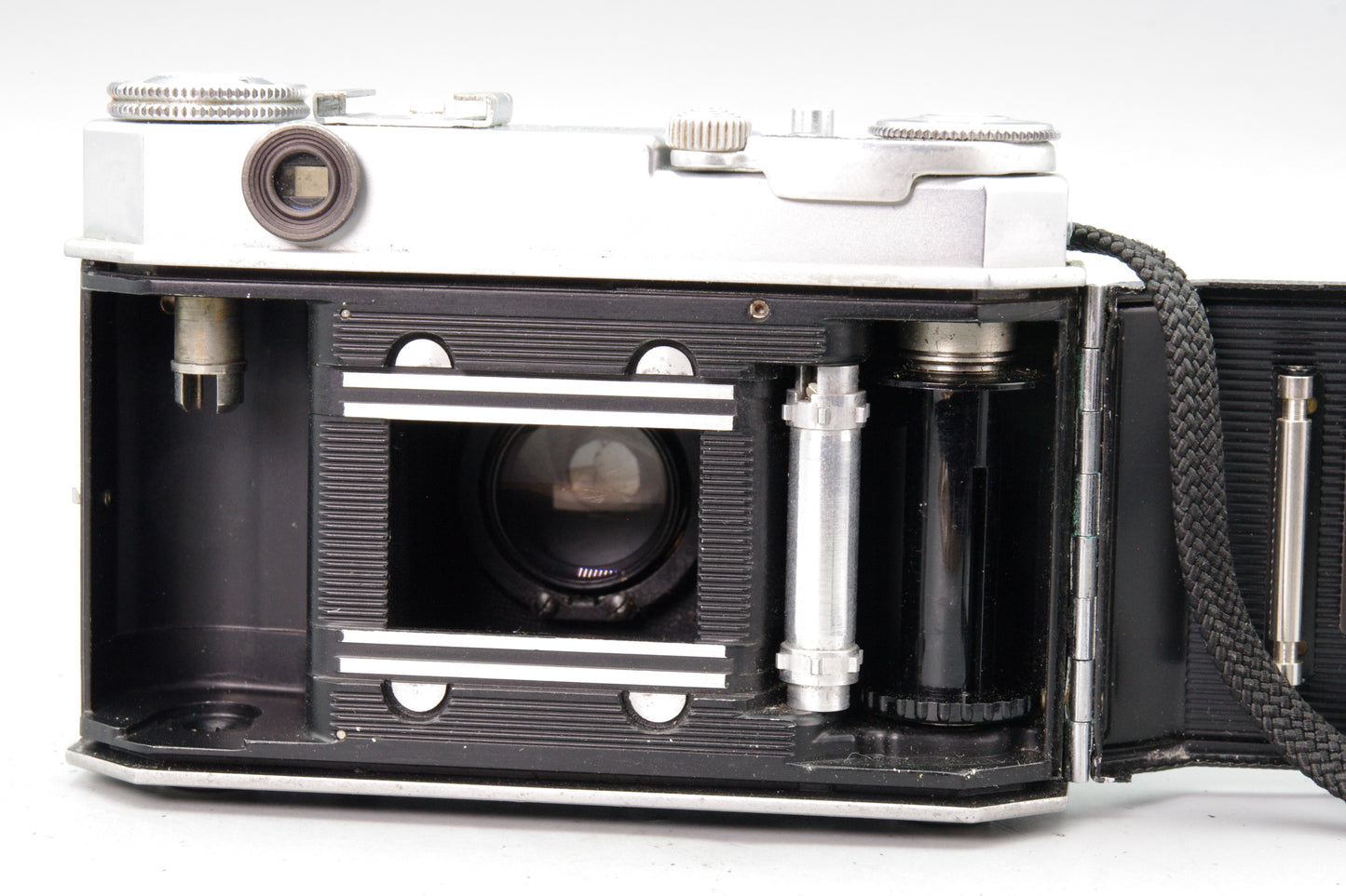 Kodak Retina IIa Folding Rangefinder Camera Xenar 50mm f/2 Lens – With Case
