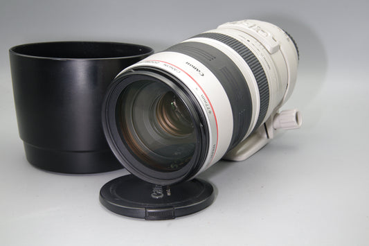 Canon EF 100-400mm f/4.5-5.6L IS USM Telephoto Zoom Lens  - Excellent