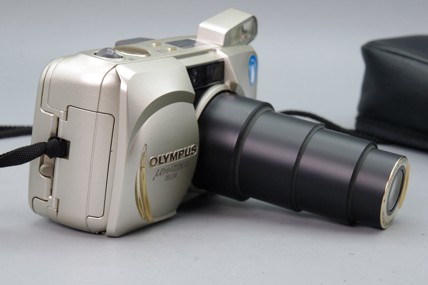 Olympus MJU Zoom 140 Deluxe Champage 35mm Film Camera – Tested – EXC