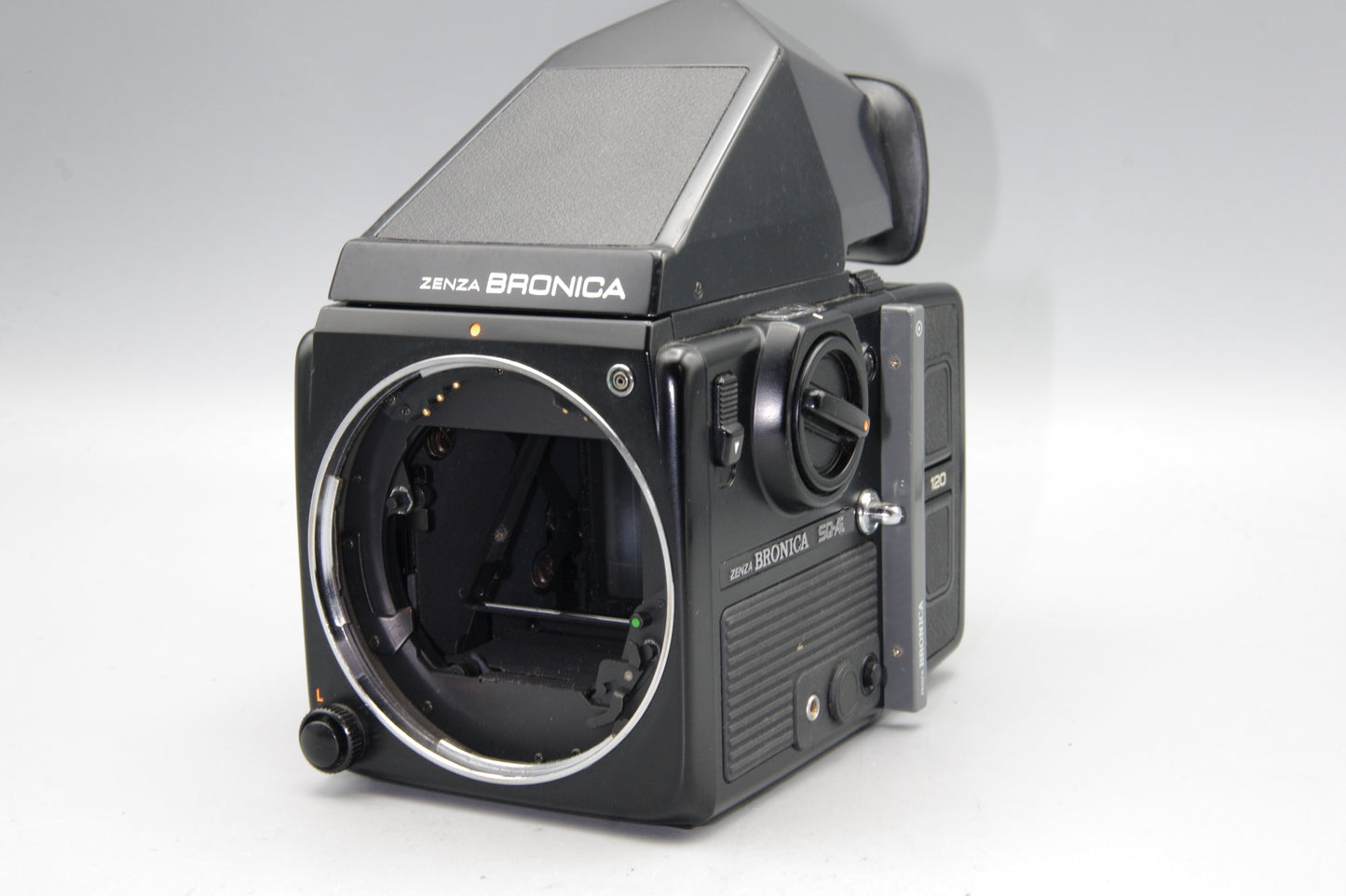 Zenza Bronica SQ‑Ai Medium Format Camera with Prism Finder and 120 Film Back