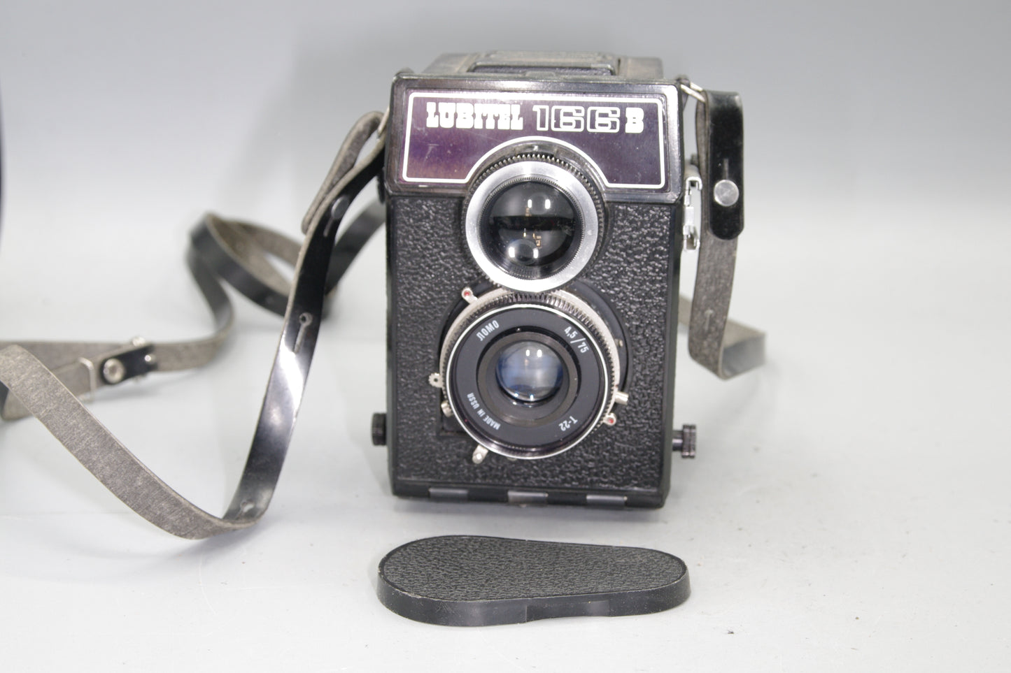 Lubitel 166B LOMO 120 TLR Camera – 75mm f/4.5 Lens, Medium Format, VGC