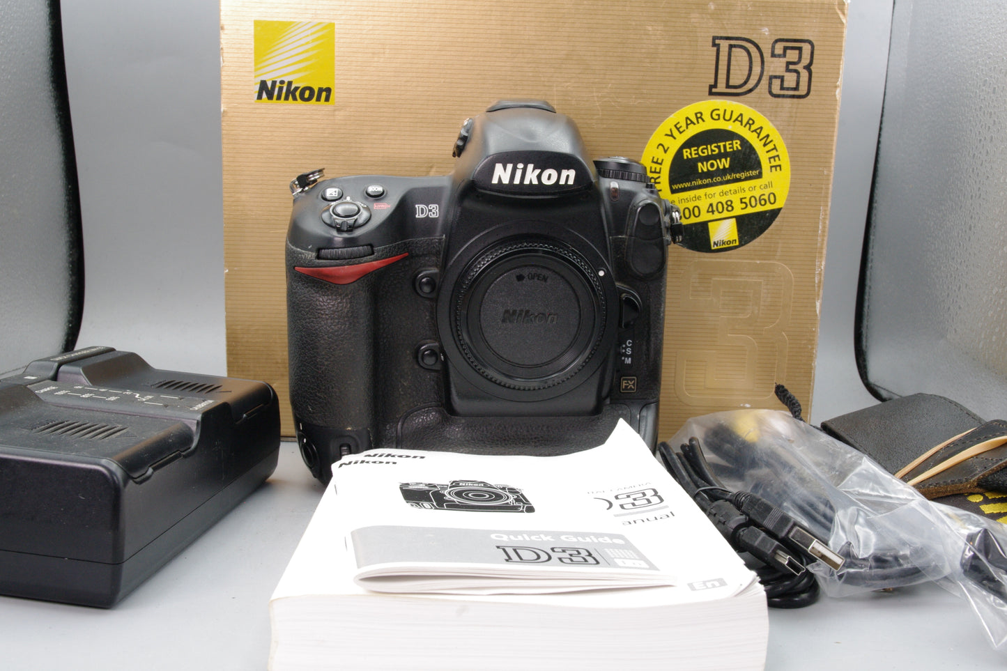 Nikon D3 12.1MP FX DSLR Camera & Charger Boxed  Excellent Pro Kit