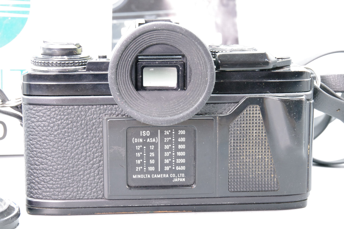 Minolta X‑700 35mm SLR with 50mm f/1.7 Lens – Tested – New Batteries – Boxed