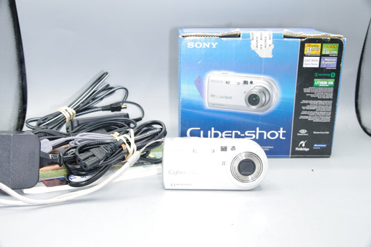 Boxed Sony Cybershot DSC-P100 5.1MP Compact Camera  - Excellent
